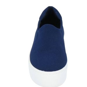 Opening Ceremony  Slip On Platform Navy Blue New with tag Eu39